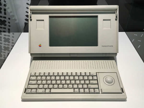 Take an inside look at the new Apple Museum in Prague Take an inside look at the new Apple Museum in Prague