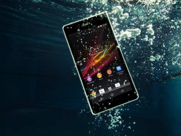 Now Play Some Good Music in Shower With These 5 Waterproof Smartphones
