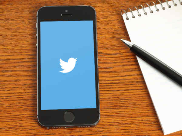 Indians access Facebook 2.4 times more than Twitter: Study