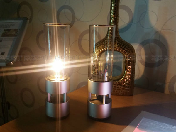 A Glass Tube lamp that spreads sound: