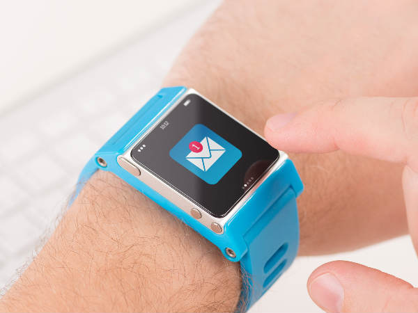 Smartwatches to soon follow finger commands in mid-air Smartwatches to soon follow finger commands in mid-air