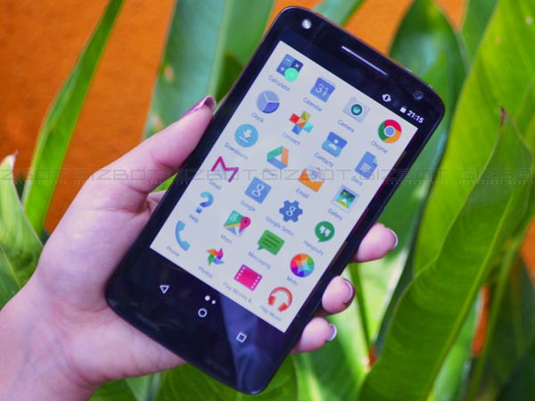 Moto X Force Review: A Phone That You Can't Break