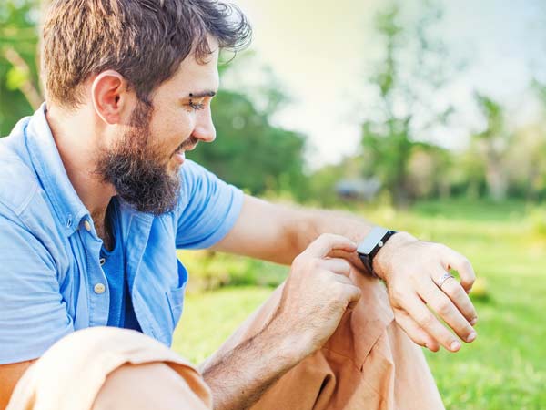 Moto 360 Sport vs Samsung Gear S2 #1