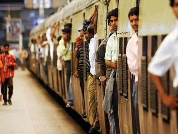 Just Give A Missed Call To Know If Mumbai Local Will Arrive On Time