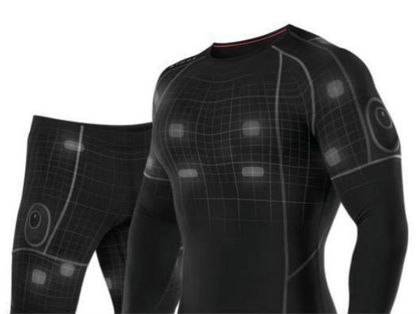 Clothes that transmit digital data soon