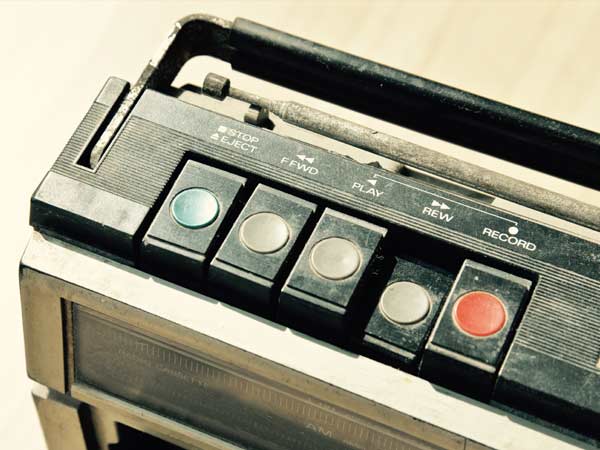 10 iPhone Headphone Tricks #7