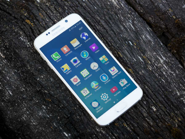 Samsung Galaxy S6 (EMI starts from Rs. 1,644)