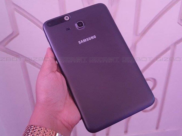 Samsung Galaxy Tab Iris is Now Available at Rs 13,499