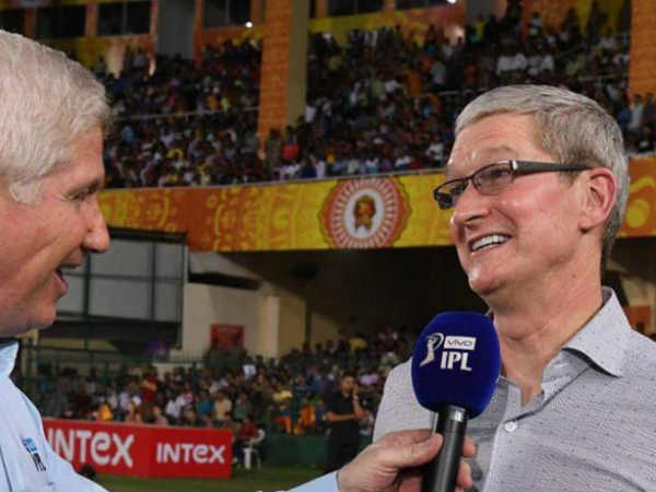 Apple CEO Tim Cook Enjoyed IPL Match