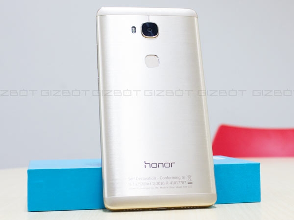 Huawei Honor 5X vs LeEco Le 1S: Budget phone with more power wins!