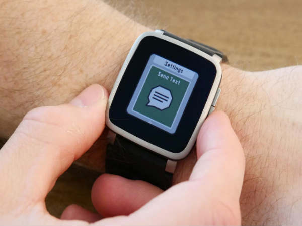 Here are 8 reasons why Pebble is preferred over Android Wear