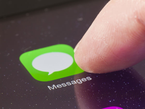 Instant messaging apps help elderly remain connected