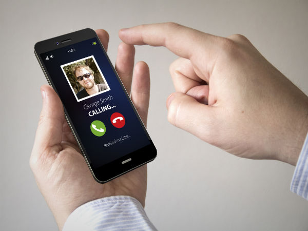 WhatsApp Scams: WhatsApp Gold, Voicemails, Spy, What Else? Take a Look