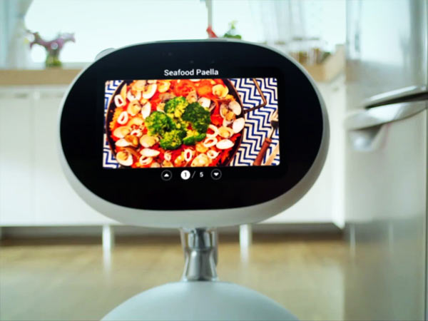 Here are 5 cool features Asus' Zenbo smart robot