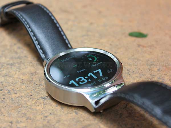 Huawei Watch: 8 Things to Consider Before Buying the Smartwatch