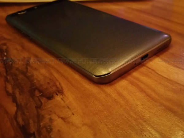 7 Things to Know About Intex Aqua View Launched at Rs 8,999