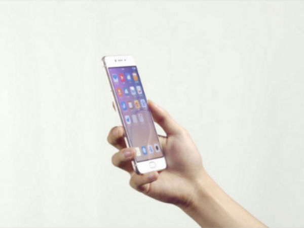 Both have similar hardware