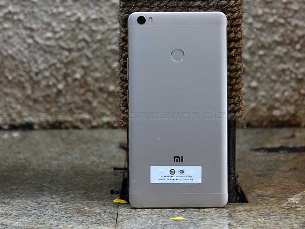 Xiaomi Mi Max vs Gionee Marathon M5 Plus: Storage
