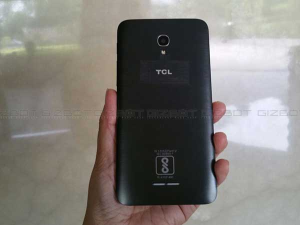 TCL 560 [First Impressions]: Good and Bad about it