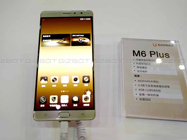 Gionee M6 Plus - Display