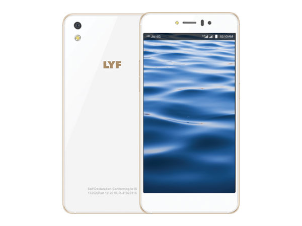 Lyf Water 8: Storage and camera