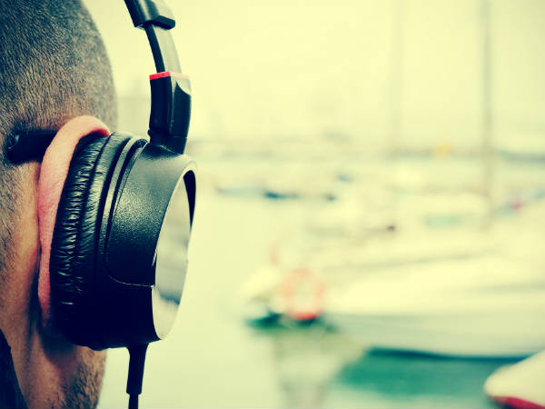 5 ways you're destroying your precious headphones