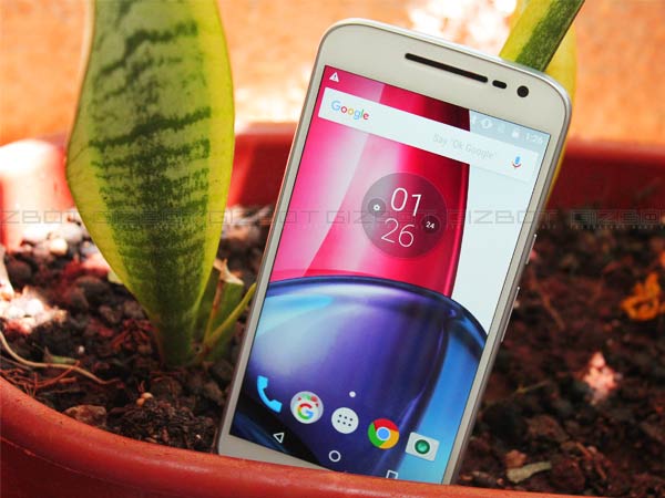 Moto G4 Plus Review: Priced Well, Lasts Long, Average in Design