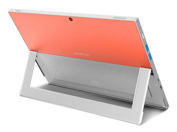 Smartron tbook NOW Available at Offline Stores, Price at Rs. 42,999