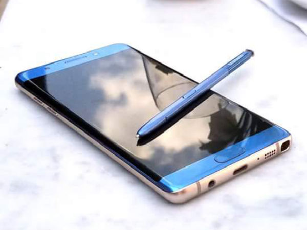 The most recent Snapdragon 821 is also missing