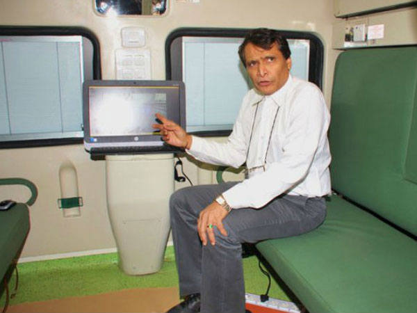 Free high-speed Wi-Fi for commuters at 8 railway stations