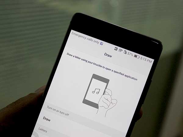Draw letters with your knuckle to open apps