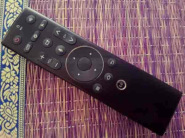 Smart Remote has TrackPad
