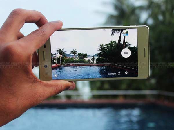 16MP Rear Camera and 8MP front facing camera