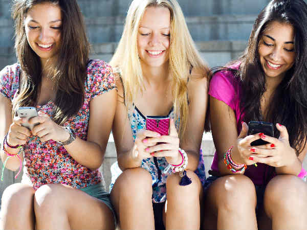 Facebook launches teenagers-only social network app
