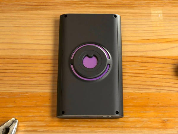 This smartphone sensor tells what is inside a wall