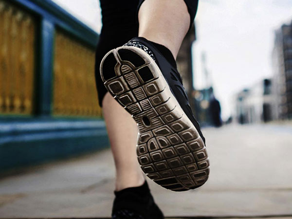 Samsung Gear IconX Serves Other Purposes Too