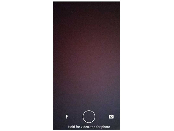 Uplift your nightclub selfie with a flash!