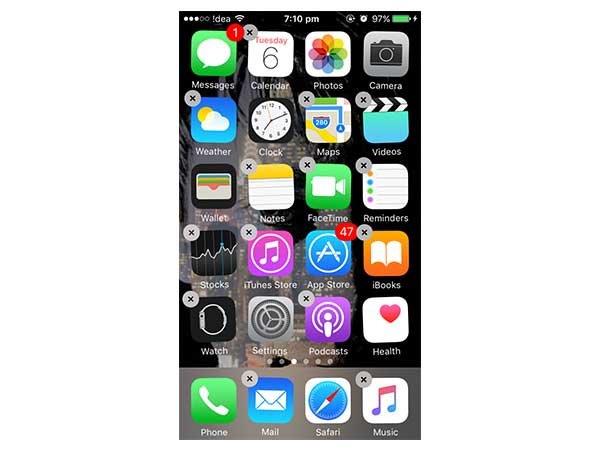 Deletable stock apps 