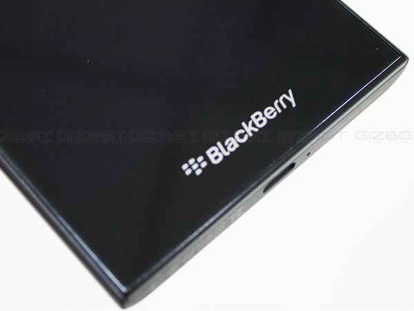 BlackBerry stops making smartphones, focus on software