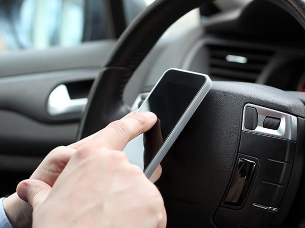 Avoid Using Mobiles in a Parked Car