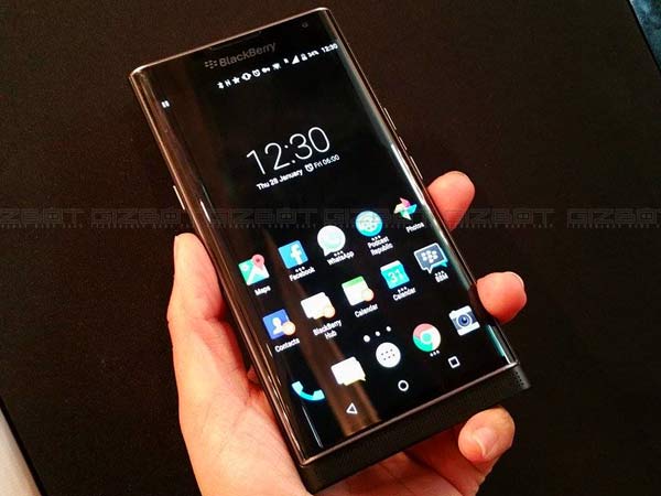 BlackBerry stops making smartphones, focus on software