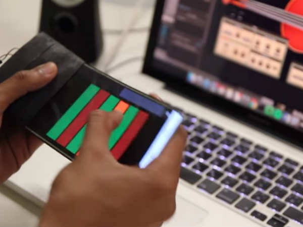 WhammyPhone has a FHD display