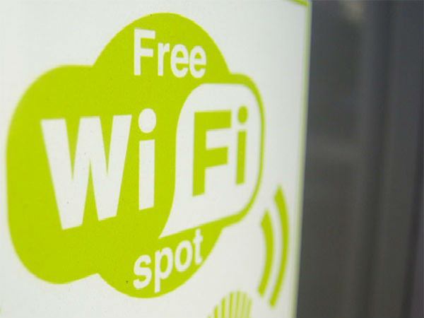 2. Avoid connecting with rogue WiFi Hotspots
