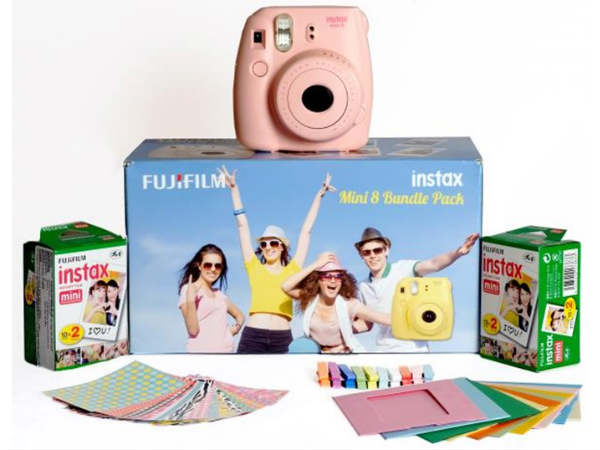 Grab FujiFilm Instax Mini 8 Combos at Great Discounts