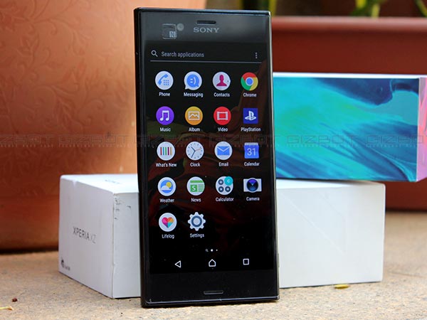 Sony Xperia XZ Review: Great Camera, Decent Performance