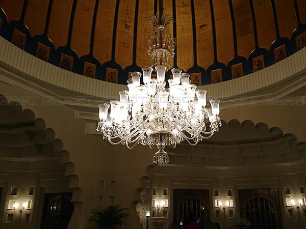 Sony Xperia XZ Review: Great Camera, Decent Performance