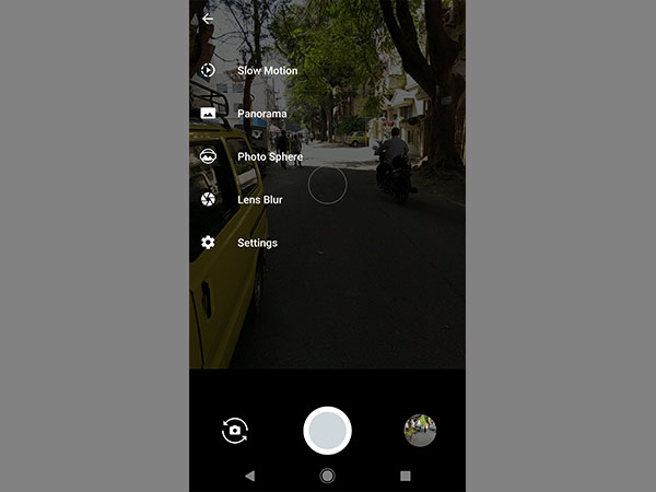 Capture images with shallow depth of field