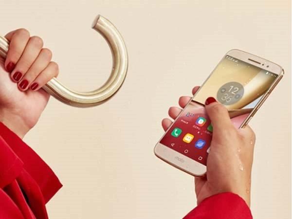 The DTEK 50 has a Snapdragon Chipset but the Moto M has 4GB of RAM