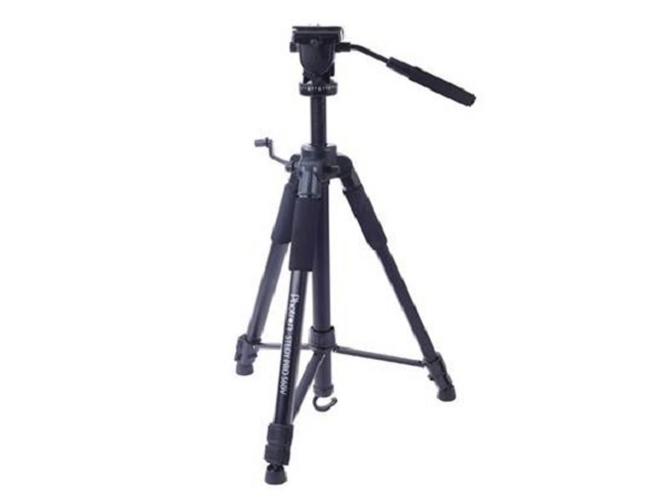 Photron Stedy Pro 560 Standard Tripod (Rs. 1,389)