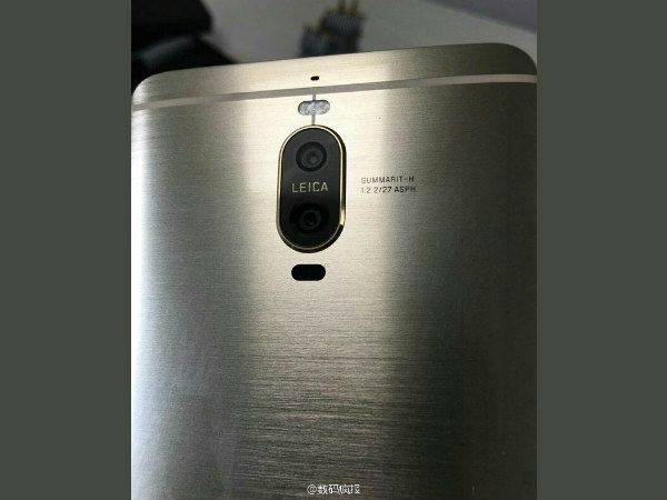 Same 5.9-inch Display